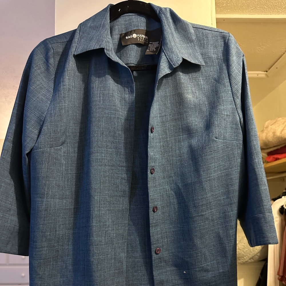 Sag Harbor Women's Blue Button Down